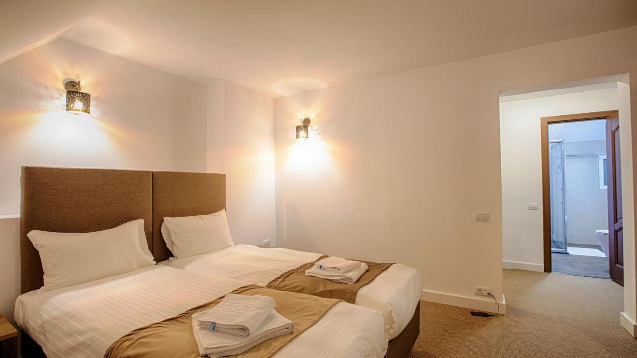 Mer Guest House B&B ブラショフ エクステリア 写真